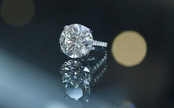 Ring sparkle