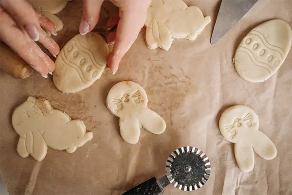 preparing cookies