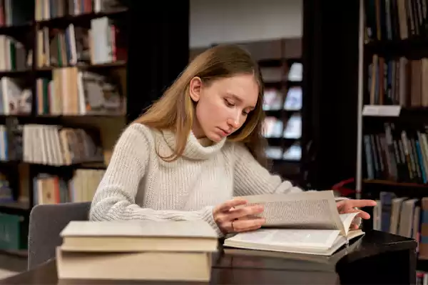 Controversies Around Aponeyrvsh