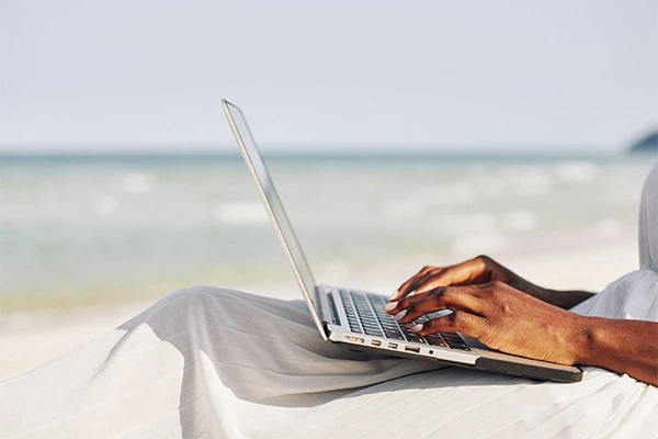Maintaining your health while working 