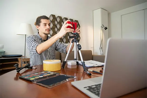 Content Creator