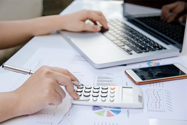Life settlement calculator